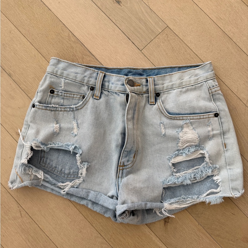 LF Light Blue Distressed Denim Shorts Size 27